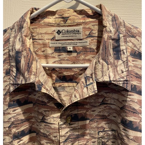 Columbia Sportswear Short Sleeve Shirt, XL‎ button up, Saltwater Fish Graphics - Picture 2 of 6